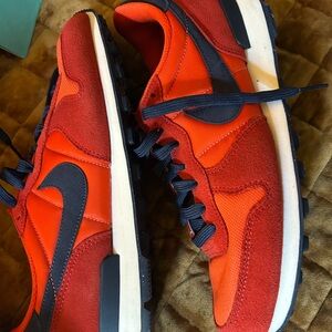 Nike Vibrant Red and Navy Sneakers